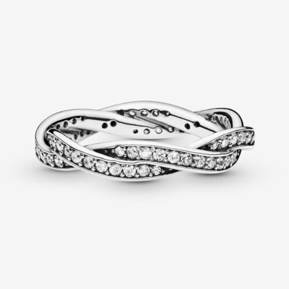 Sparkling Twisted Lings 💍 - Picture 3 of 4